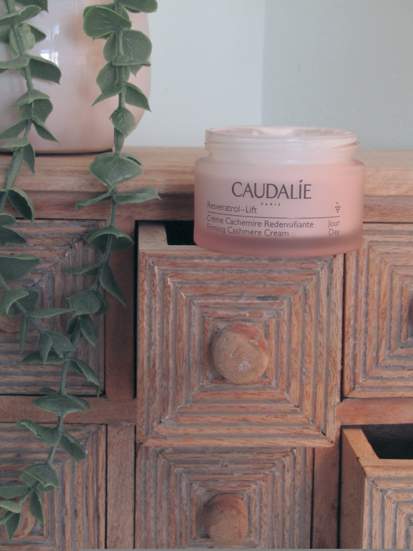 The Beautiful Caudalie Resveratrol - Lift. - Knackered At 40